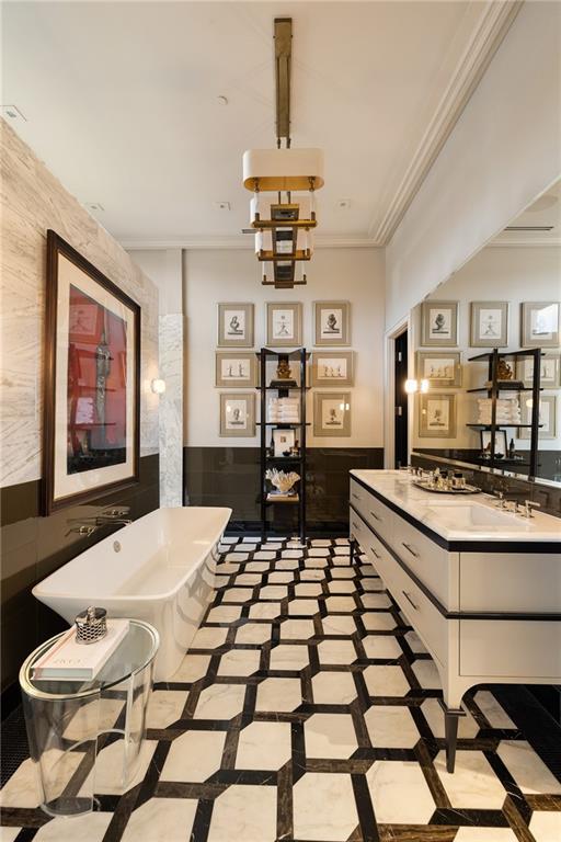 2660 Peachtree Road NW Unit 4H