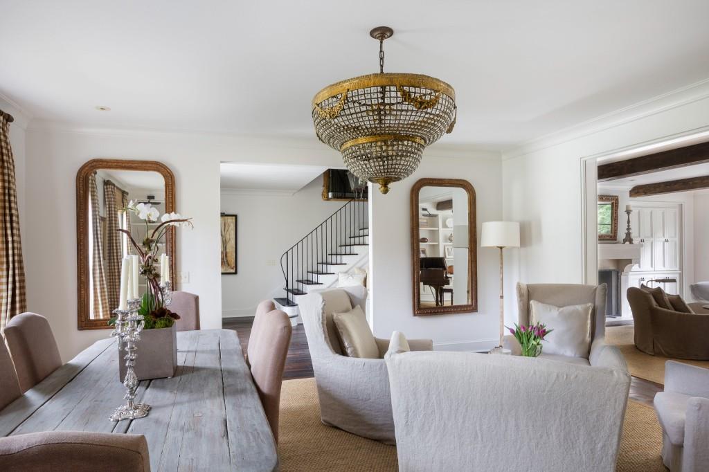 3741 Dumbarton Road NW