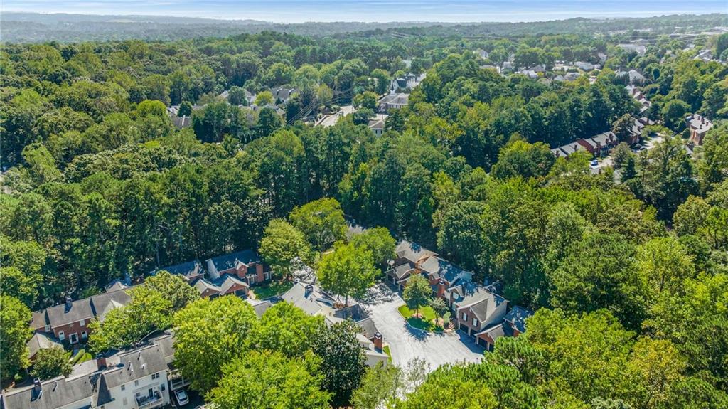 11 Pointe Terrace SE