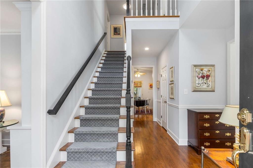 11 Pointe Terrace SE