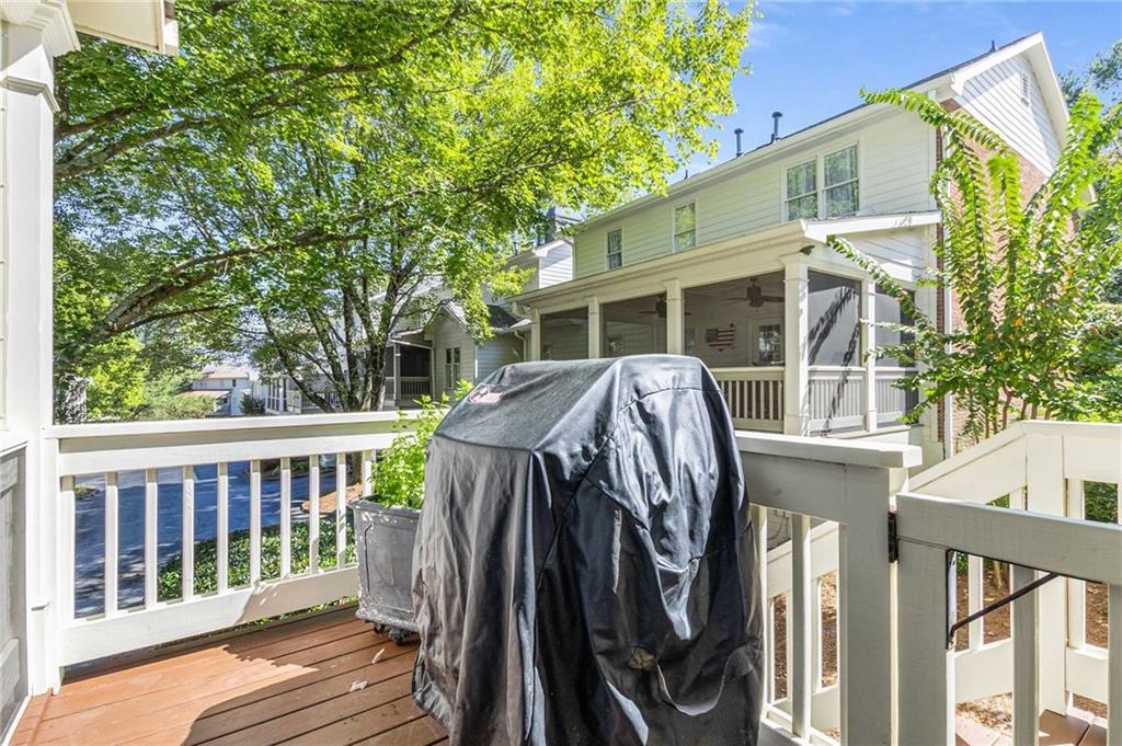 11 Pointe Terrace SE