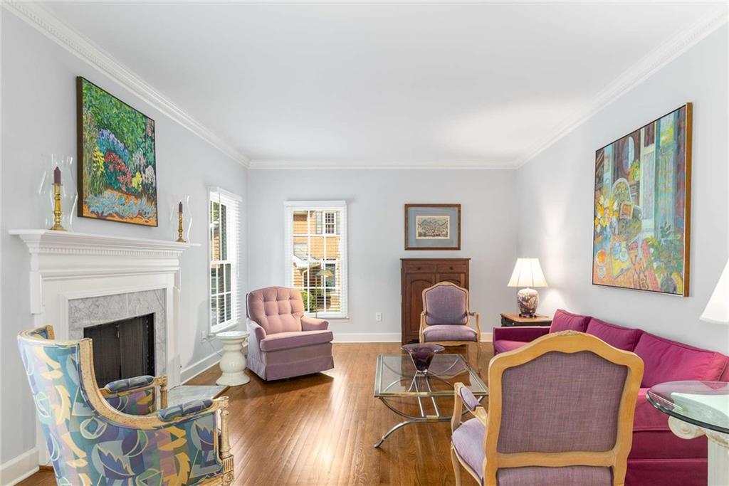 11 Pointe Terrace SE