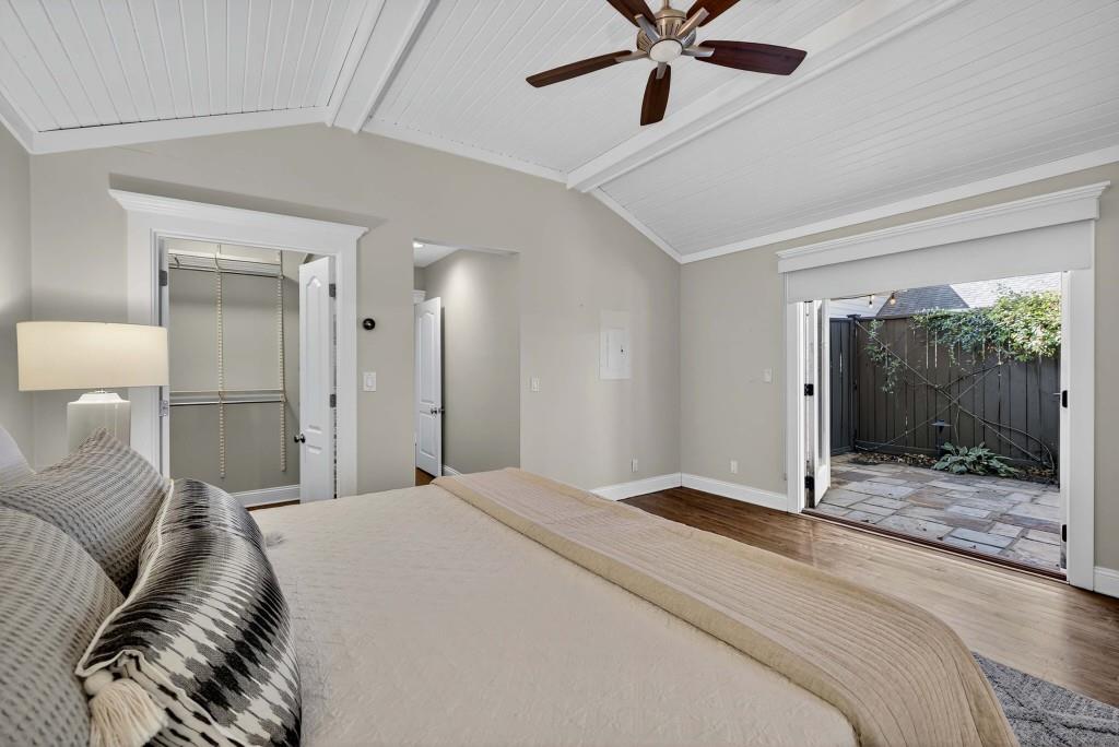 918 Highland View NE