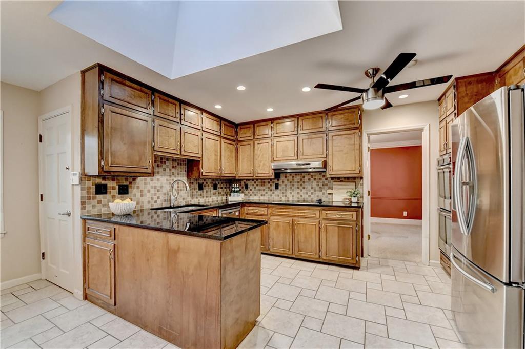 1330 Hampton Hall Drive NE