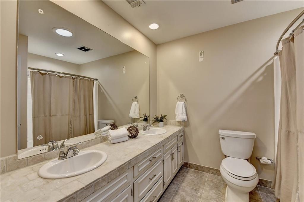 1330 Hampton Hall Drive NE