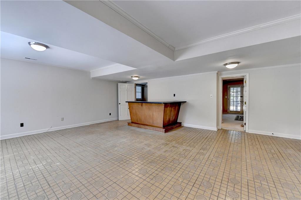 1330 Hampton Hall Drive NE