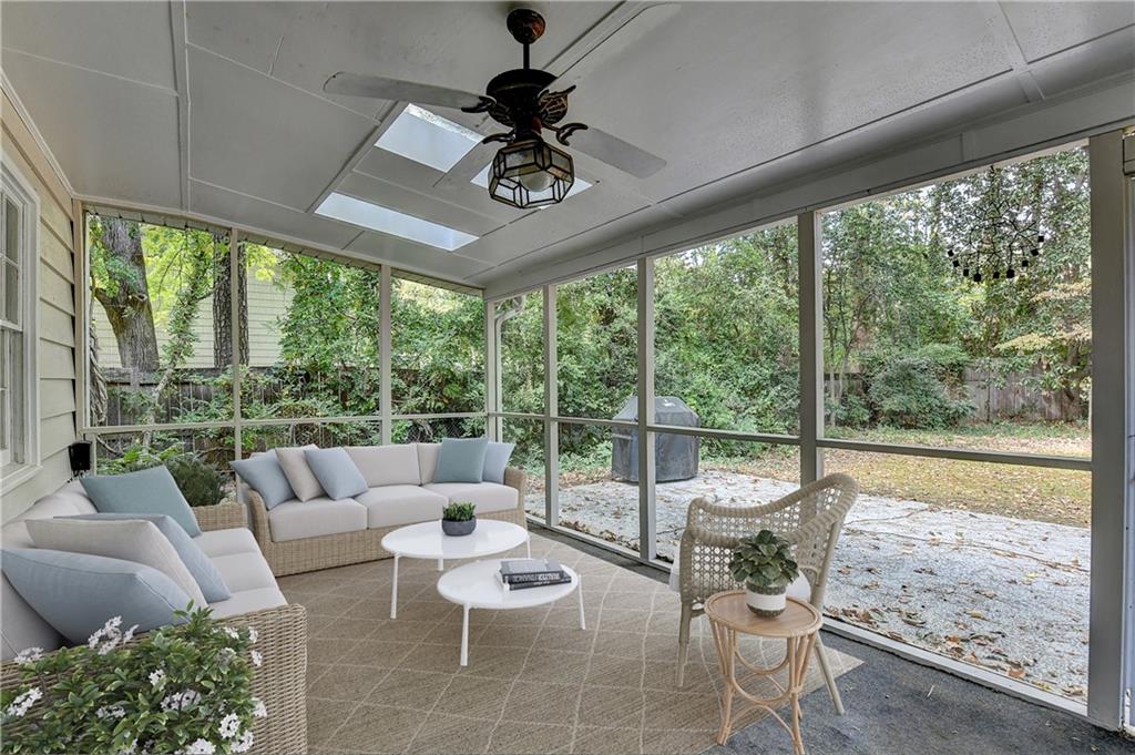 1330 Hampton Hall Drive NE