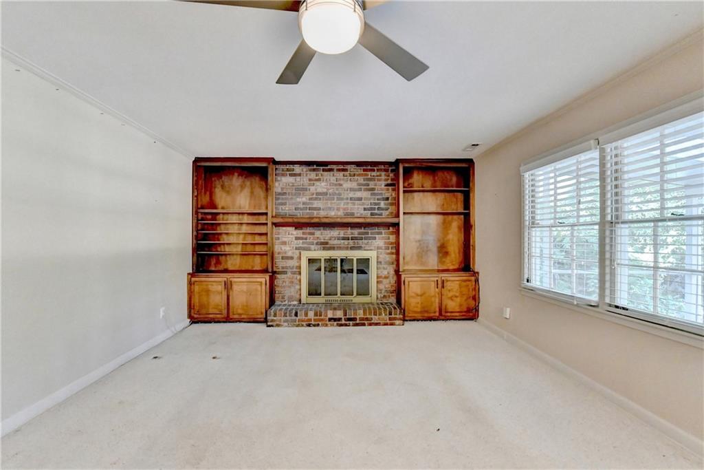 1330 Hampton Hall Drive NE