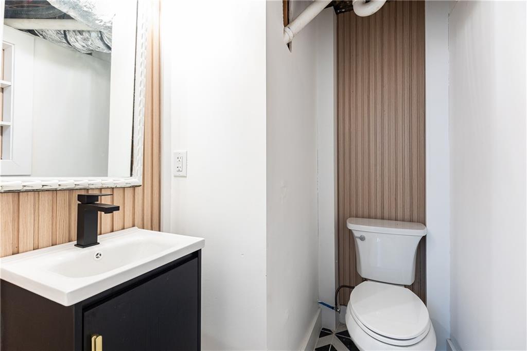 200 W Paces Ferry Road NW