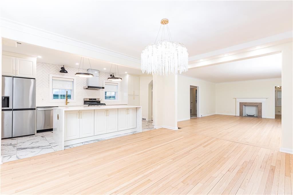 200 W Paces Ferry Road NW