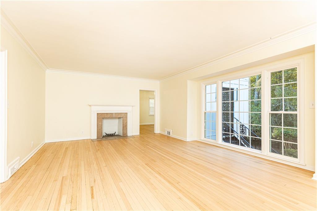 200 W Paces Ferry Road NW