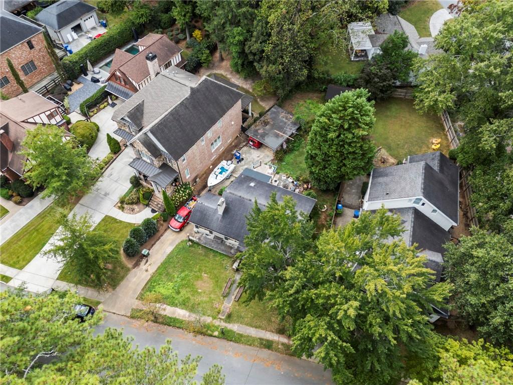 3320 W Shadowlawn Avenue NE