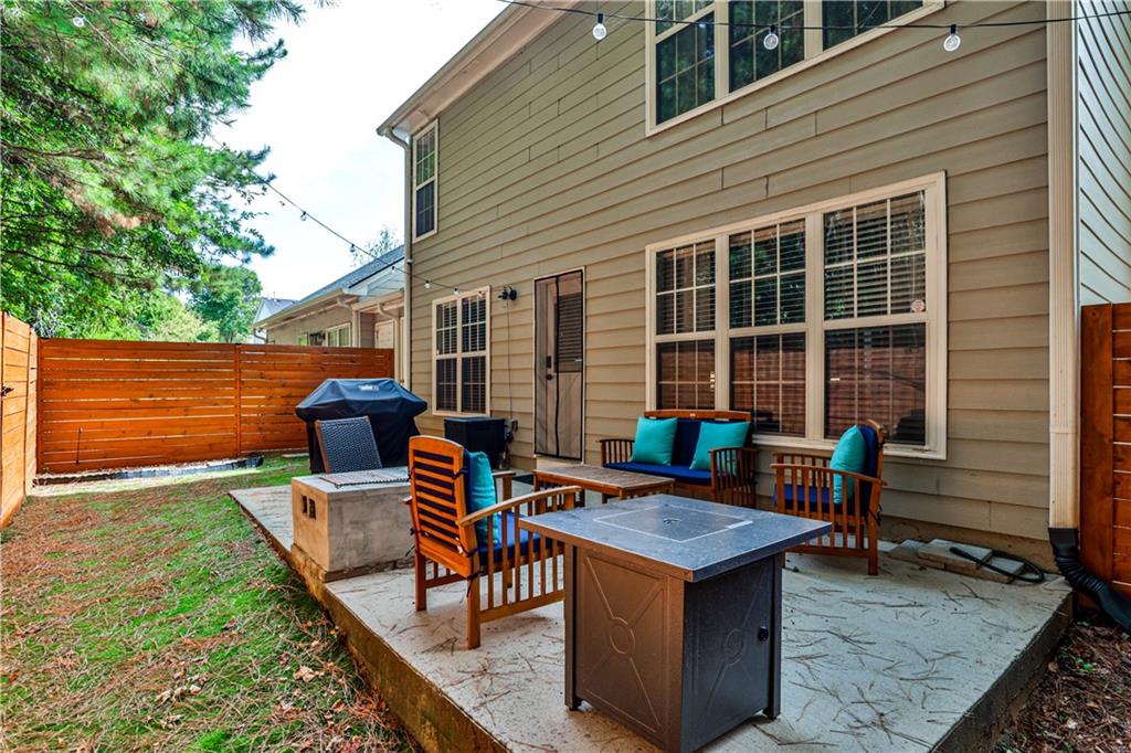 9899 Vista Circle