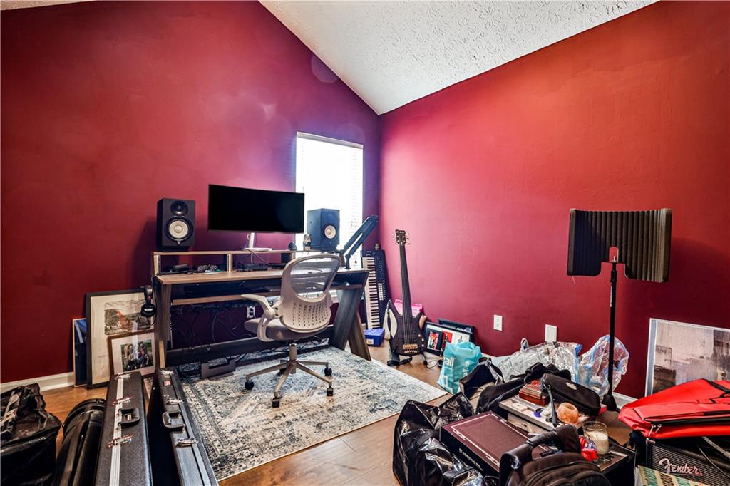9899 Vista Circle
