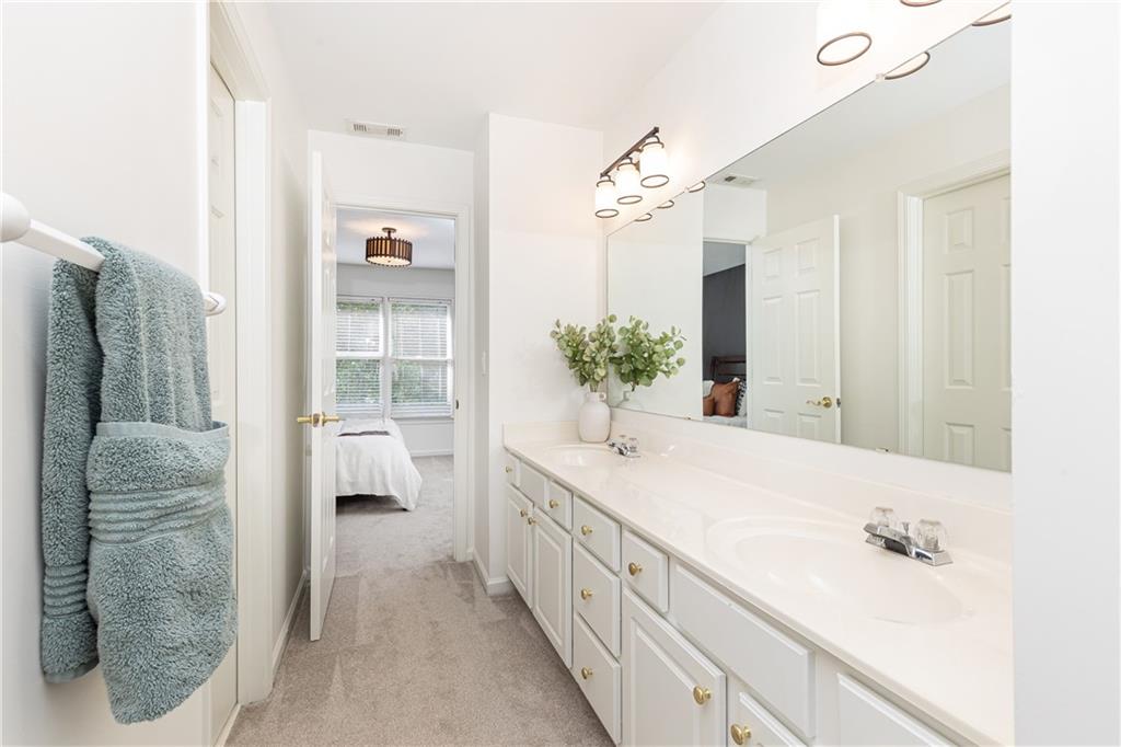 1706 Durley Down Court SE