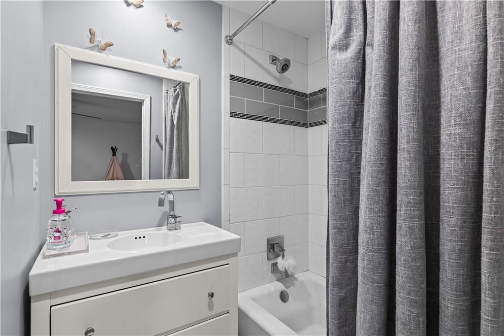 255 Black Water Cove