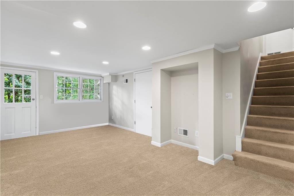 255 Black Water Cove