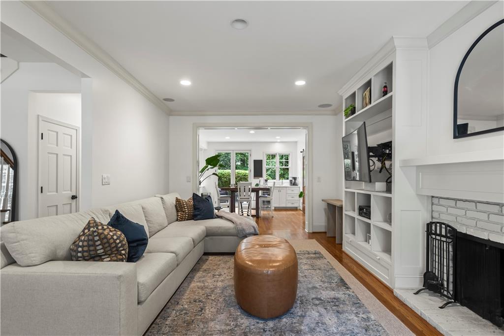 255 Black Water Cove