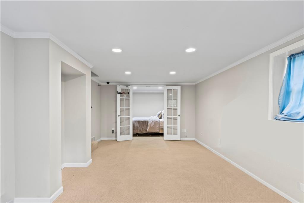 255 Black Water Cove