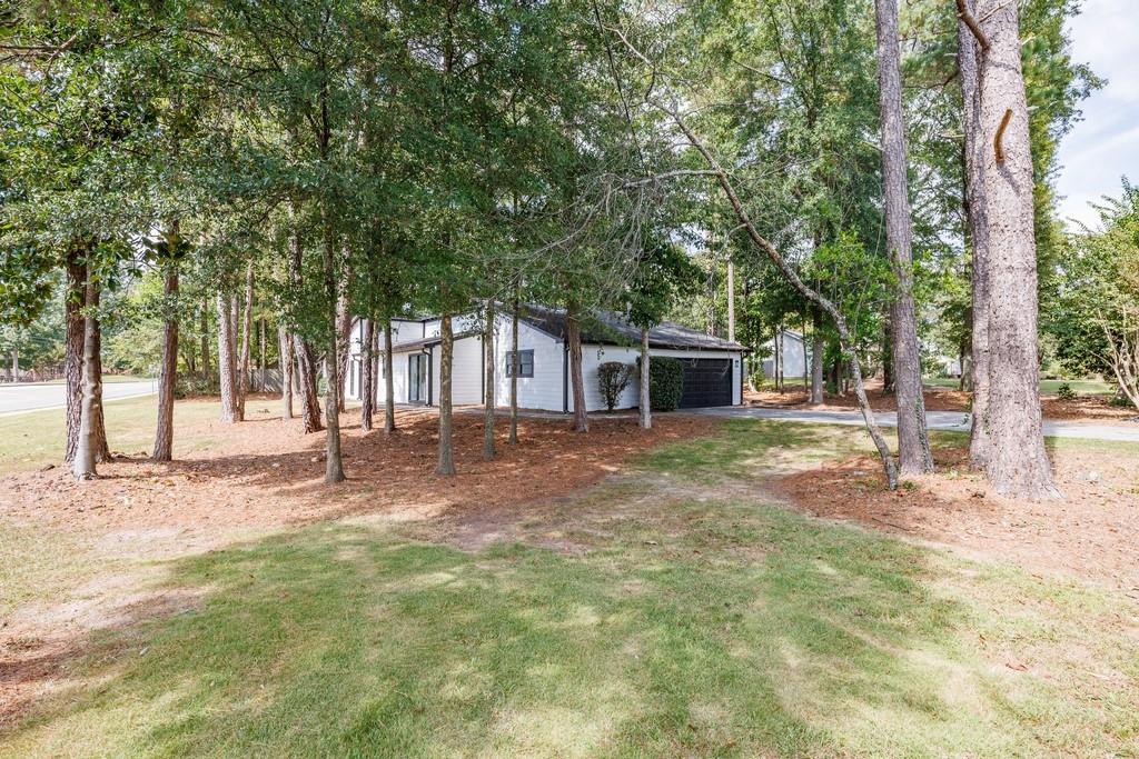 51 Holt Road