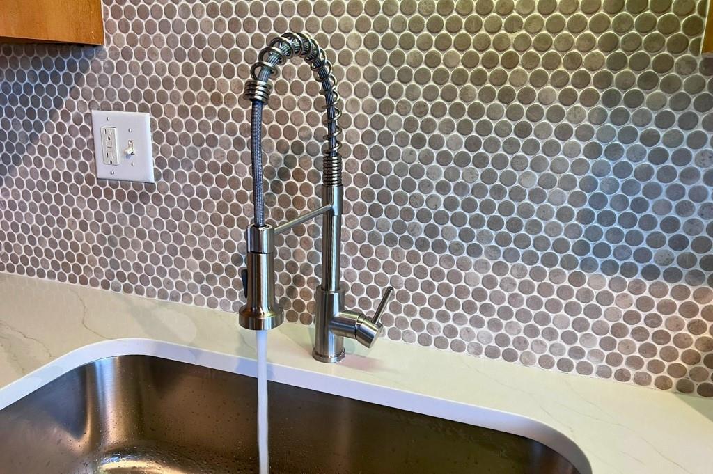 640 Glen Iris Drive NE Unit 403