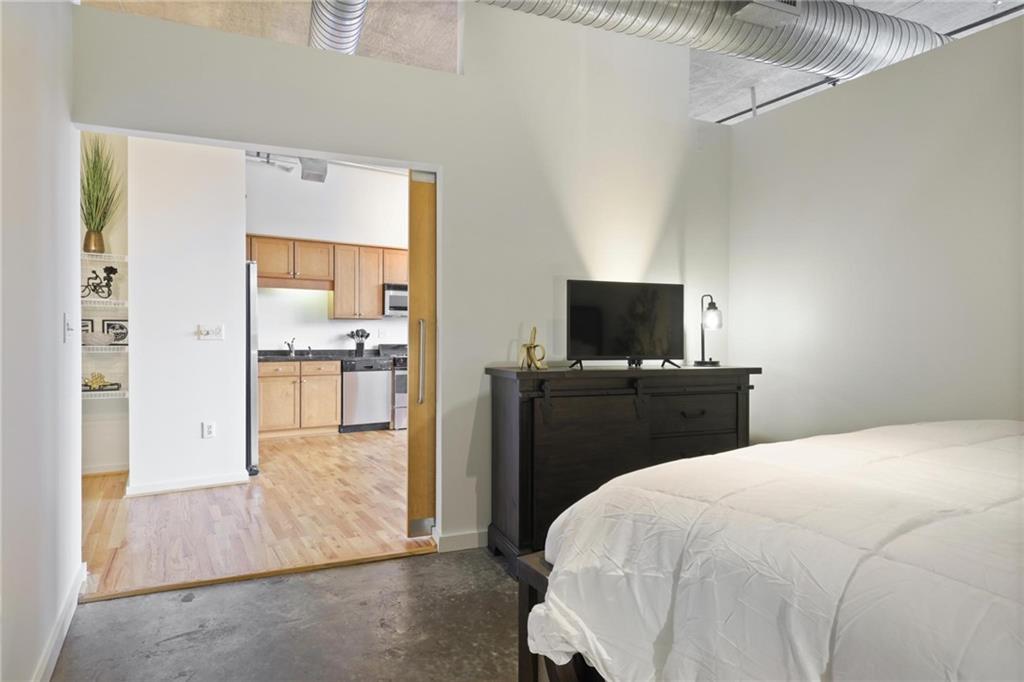 640 Glen Iris Drive NE Unit 403