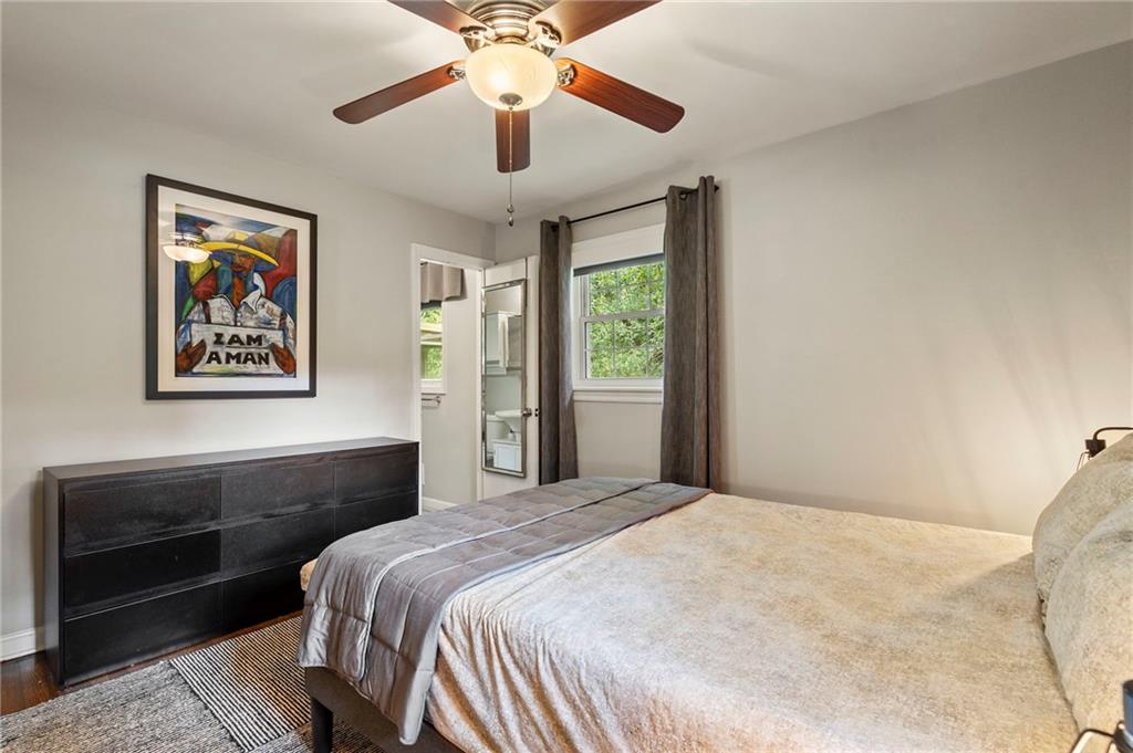 3235 Woodview Drive SE