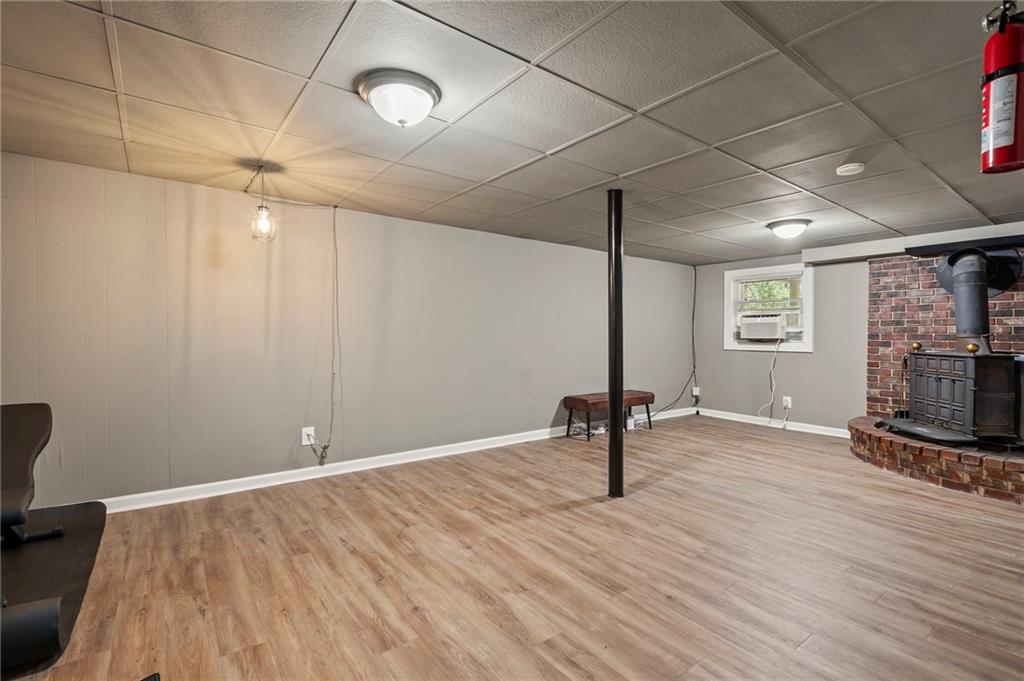 3235 Woodview Drive SE