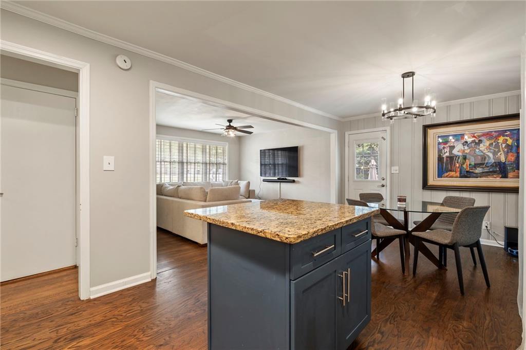 3235 Woodview Drive SE