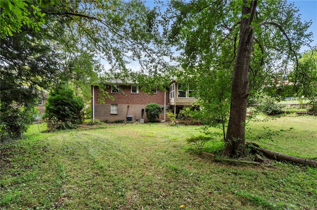 3235 Woodview Drive SE