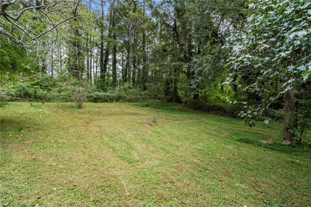 3235 Woodview Drive SE