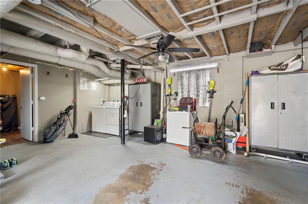 3235 Woodview Drive SE