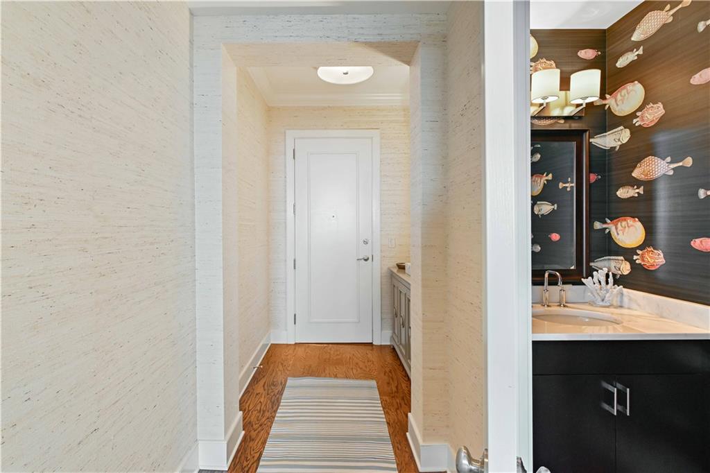 3630 Peachtree Road NE Unit 2106