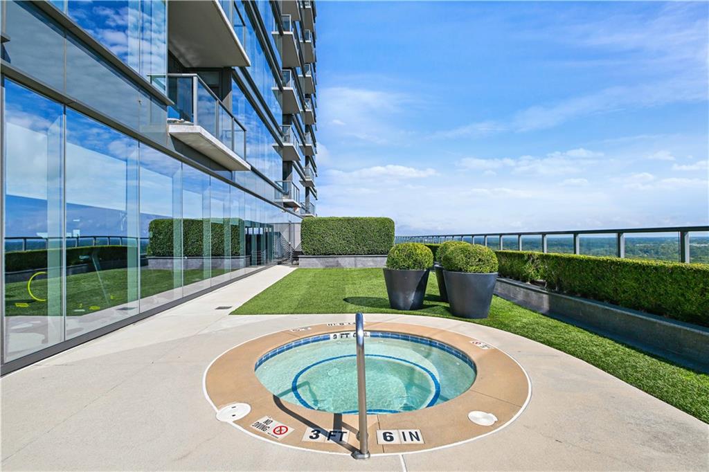 3630 Peachtree Road NE Unit 2106