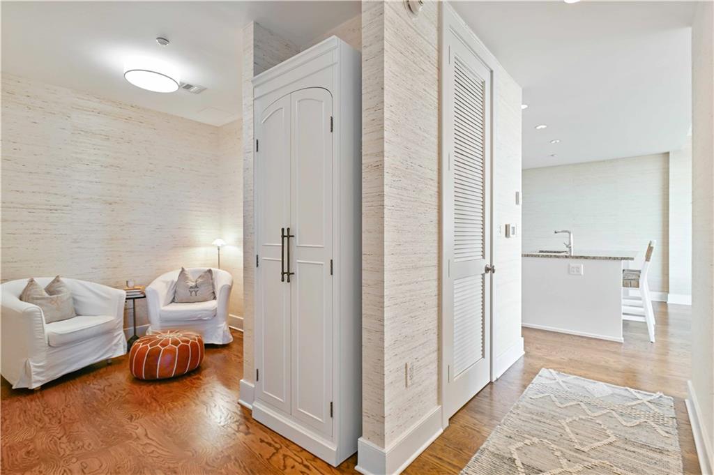 3630 Peachtree Road NE Unit 2106