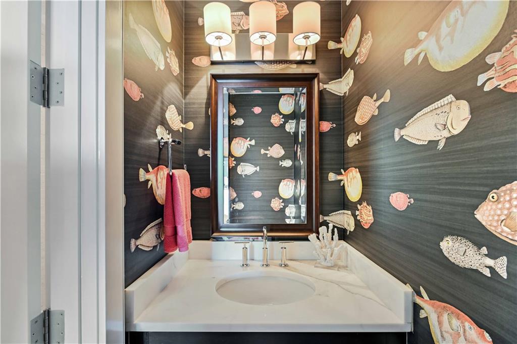 3630 Peachtree Road NE Unit 2106