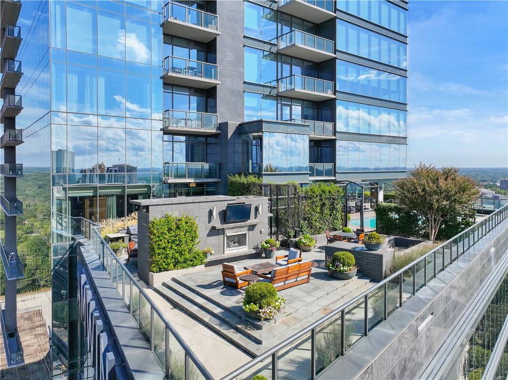 3630 Peachtree Road NE Unit 2106