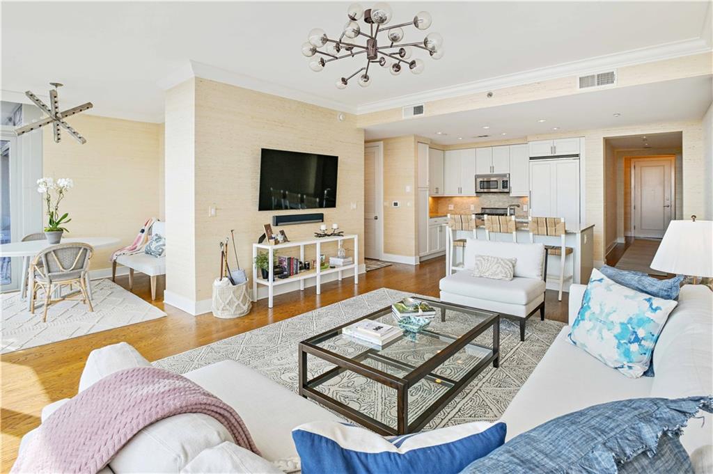 3630 Peachtree Road NE Unit 2106