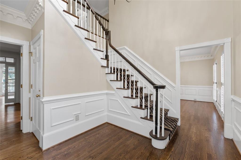 1152 Byrnwyck Road NE