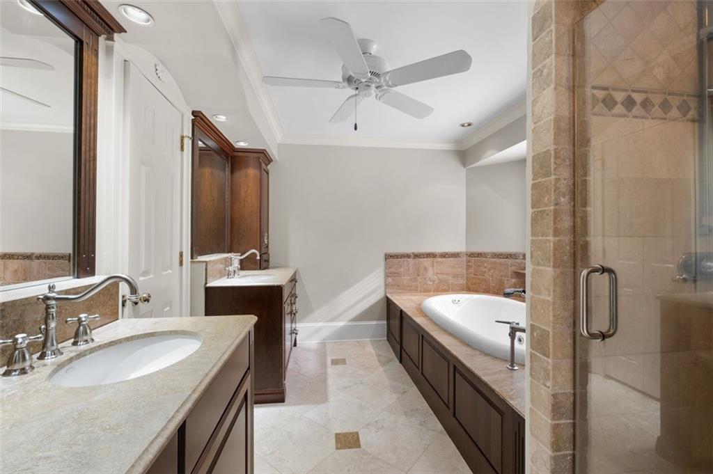 1152 Byrnwyck Road NE