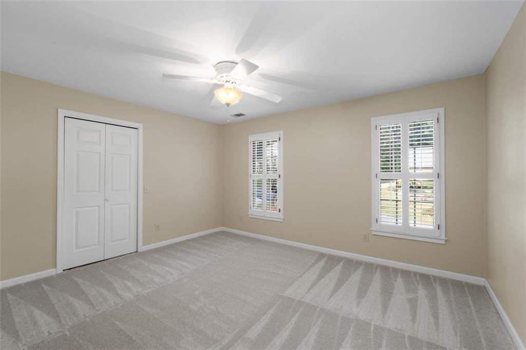 1152 Byrnwyck Road NE