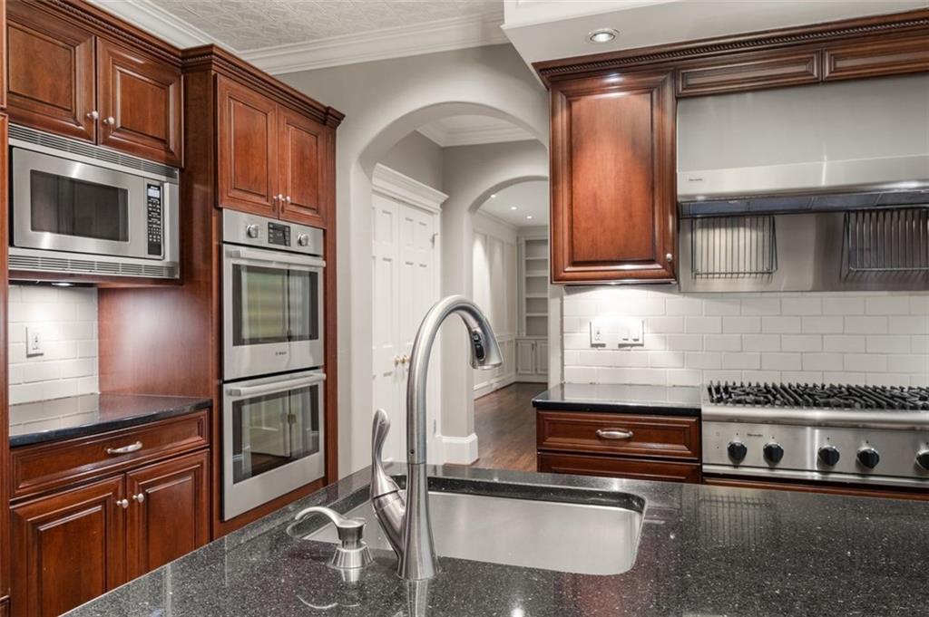 1152 Byrnwyck Road NE