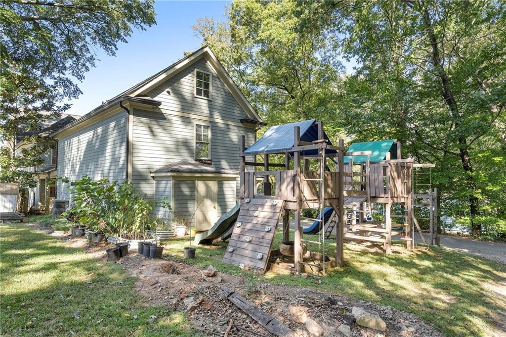 2643 Caldwell Road NE