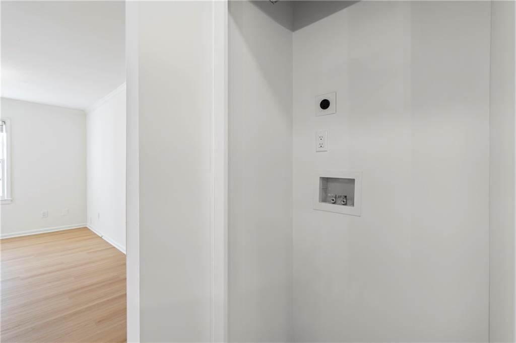 13 Chaumont Square NW