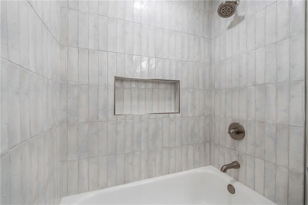 13 Chaumont Square NW