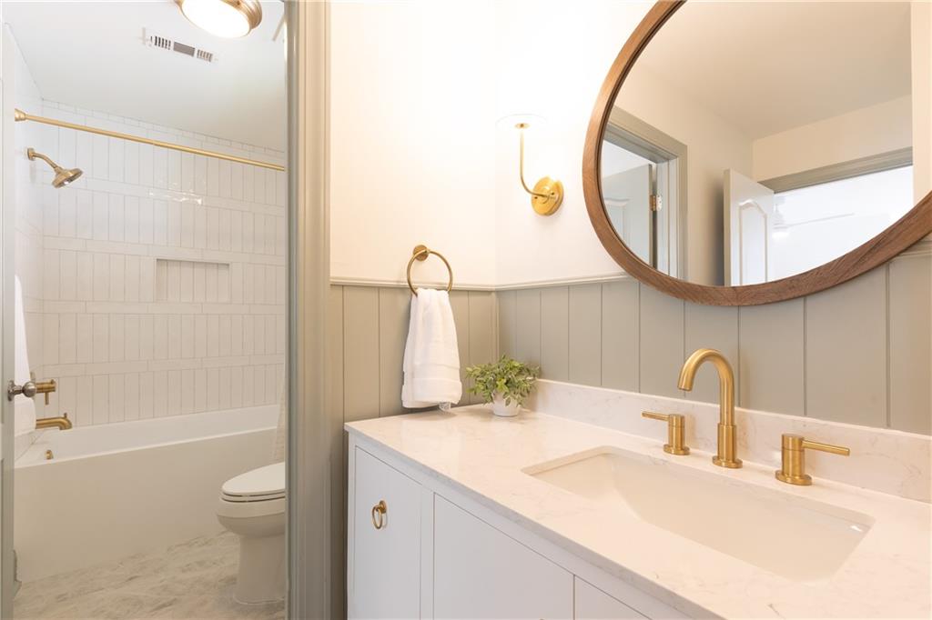 6370 River Chase Circle