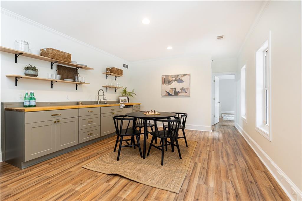 6370 River Chase Circle