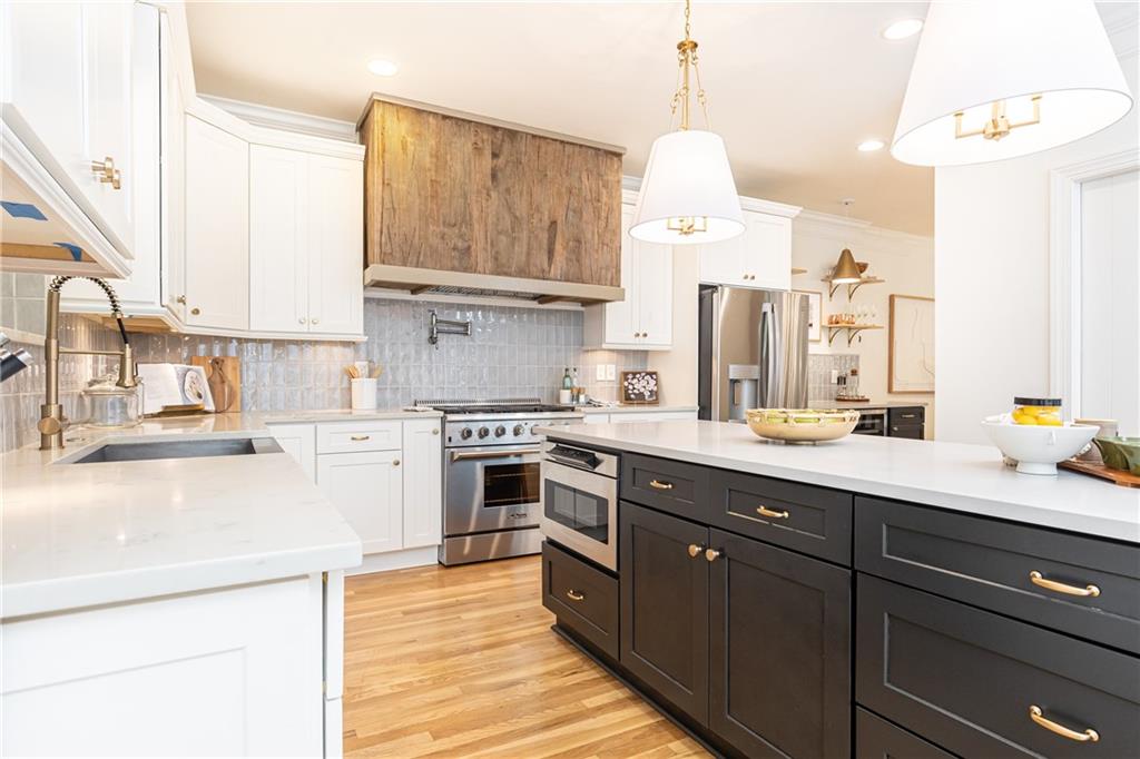 6370 River Chase Circle