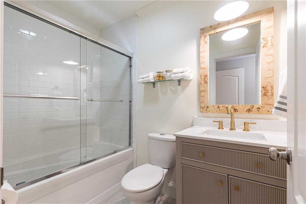 6370 River Chase Circle