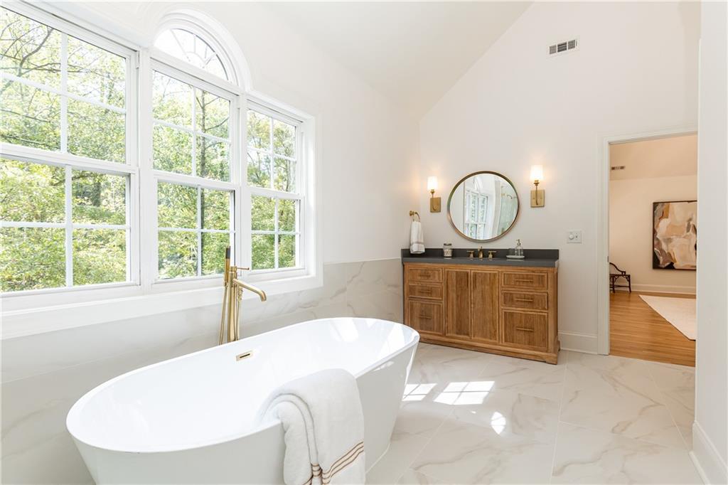 6370 River Chase Circle